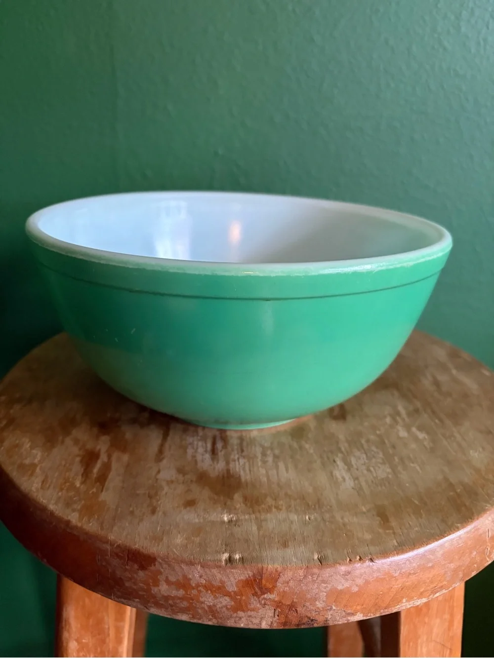 Vintage Pyrex 403 Nesting Bowl in Primary Green